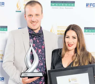  ?? Photo / Barker Photograph­y ?? Matthew Colvin and Chelsie Geldard accepting their Micro Business of the Year award.