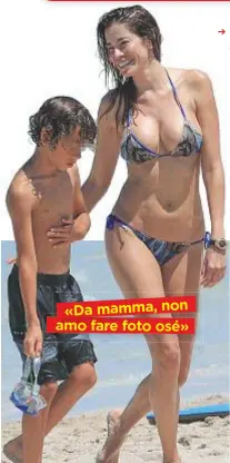  ??  ?? «Da mamma, non amo fare foto osé»