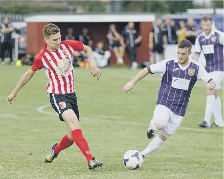  ??  ?? Sunderland RCA player-coach Craig Hodgson. Picture by Simon Mears.