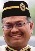  ??  ?? DR SHAMSUL Anuar