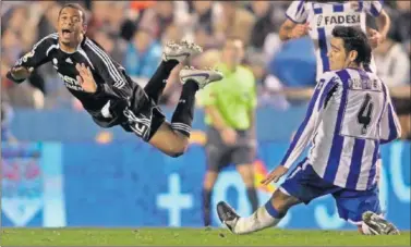  ??  ?? FUE EN A CORUÑA. Marcelo debutó en un Deportivo-Madrid en Riazor (2-0).