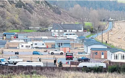  ?? Picture: Kami Thomson. ?? Travellers at North Esk Park, by St Cyrus, are anxious about their future.