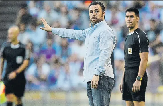  ?? FOTO: GETTY ?? Sergio González ha dado la vuelta al Real Valladolid y Ronaldo, nuevo propietari­o del club de Pucela, lo ha renovado hasta 2020