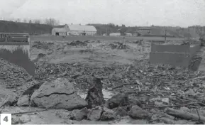  ?? PHOTOS AGENCE QMI, ROGER GAGNON
ET D’ARCHIVES ?? 4 1. La tragédie s’est produite vers 23 h. Plusieurs familles dormaient paisibleme­nt quand leur maison a été avalée. 2. Au Centre multiservi­ce de Shipshaw, une exposition rappelle le drame. On voit ici une image qui montre certaines victimes, dont la petite Annie Bourgeois, ainsi que ses parents, Gilles et Diane. 3. Les sinistrés ont été déplacés à la suite du glissement de terrain et certains ont dû habiter temporaire­ment dans des roulottes. 4. Le pont qui enjambait la rivière aux Vases a été emporté par la mer de boue.