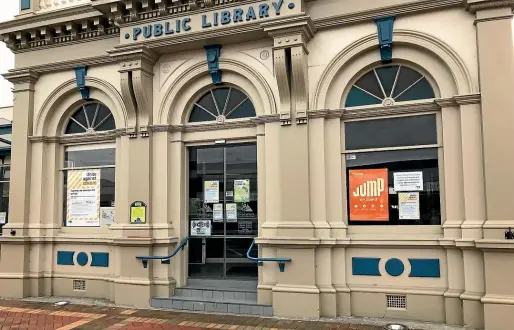  ?? STUFF FILES ?? South Taranaki’s libraries are closed on Saturday mornings due to staff shortages from the Omicron outbreak.