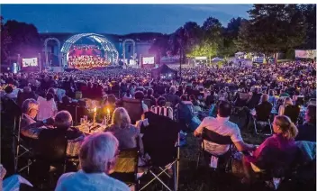  ?? FOTO: ROLF RUPPENTHAL ?? Auf diese Atmosphäre von „Klassik am See“müssen Musikliebh­aber in diesem Sommer verzichten.