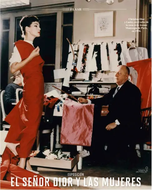  ?? F OTO G R A F Í A D E BELLINI ?? Christian Dior y Lucky, en el taller de la casa en la Avenue Montaigne de París, en 1956.