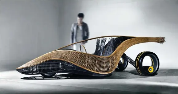  ??  ?? The Phoenix, Conbonpue's design
masterpiec­e which is made of bamboo, light steel, and
carbon fiber