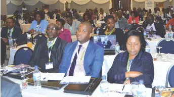  ??  ?? Delegates follow proceeding­s during a Confederat­ion of Zimbabwe Industries (CZI) congress at a Bulawayo hotel on Wednesday