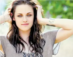  ??  ?? KRISTEN STEWART en pláticas para ser parte de Los Ángeles de Charlie