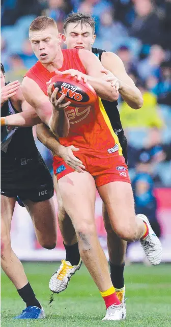  ?? Picture: AAP IMAGE ?? Peter Wright recently signed a new three-year deal with the Suns.