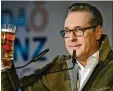  ?? Foto: dpa ?? Heinz-Christian Strache in Wien werden. will Bürgermeis­ter