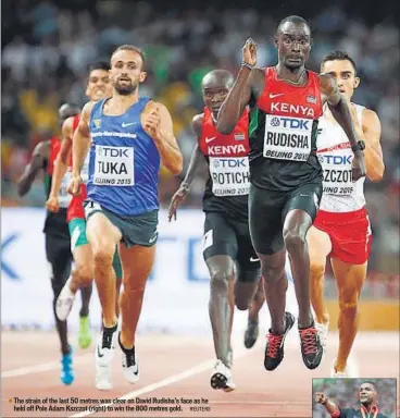  ?? REUTERS ?? The strain of the last 50 metres was clear on David Rudisha’s face as he held off Pole Adam Kszczot (right) to win the 800 metres gold.