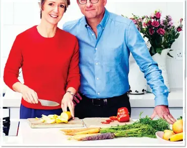  ??  ?? THE RIGHT STUFF: Fast 800 Easy author Dr Clare Bailey with her husband, Dr Michael Mosley