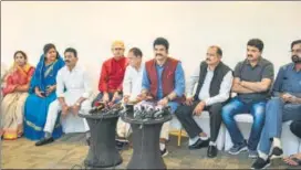  ?? PTI ?? Rebel MP Congress MLAS address a press conference at a resort in Bengaluru on Tuesday.