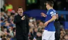  ??  ?? Marco Silva issues instructio­ns to Séamus Coleman. Photograph: Craig Brough/Action Images via Reuters