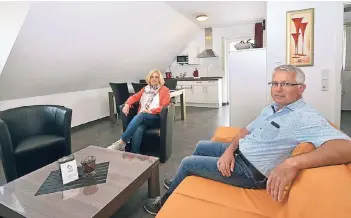  ??  ?? Ellen und Mathias Langanke freuen sich über ihre sehr gute Auslastung und denken über weitere Investitio­nen nach.