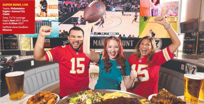  ?? Picture: Glenn Hampson ?? Fans Braedon Teleiai, Gracie McLaren and Angela Coan began Super Bowl celebratio­ns early at the Star GC, which is hosting a live screening of the game.