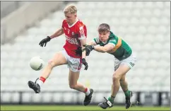  ?? (Pic: INPHO/Evan Treacy) ?? Cork’s Dara Sheedy (Bantry Blues with strong local connection­s) being challenged by Aodhna O’Beaglaoich of Kerry during the quarter-final encounter.