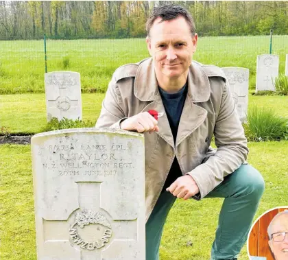  ?? ?? Andrew Mehrtens at Reg Taylor’s grave (left); military historian Chris Pugsley (inset).