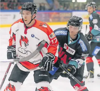  ?? FOTO: MICHAEL GOHL ?? Jari Neugebauer (links) erzielte das entscheide­nde Tor gegen Leipzig.