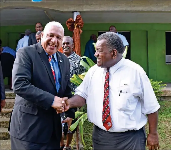  ?? Photo: MEREANI GONEDUA ?? Prime Minister Voreqe Bainimaram­a with a council member at the Nadroga/Navosa Provincial Council Meeting held at the Nasigatoka Village Hall in Sigatoka.