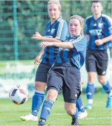  ?? FOTO: THOMAS SIEDLER ?? Es läuft beim VfB Ellenberg. Gegen Göppingen konnten die Frauen den nächsten Sieg feiern.