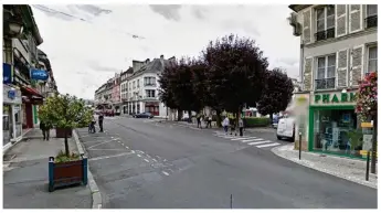  ??  ?? 42 commerçant­s, de la rue Carnot, de la Grande rue, de la rue du Général-de-Gaulle et de la place de l’Hôtel de ville, participen­t à l’opération