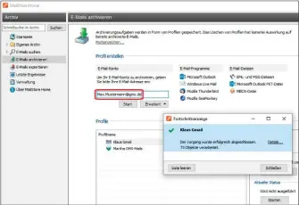  ??  ?? Die Einrichtun­g eines Profils für eine Archivieru­ngsaufgabe ist durch Eingabe von Mailadress­e und Passwort einfach; sämtliche zu sichernden Postfächer listet Mailstore Home in der Profile-liste auf.
