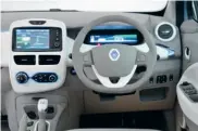  ??  ?? 7.0in touchscree­n with sat-nav and Bluetooth is standard