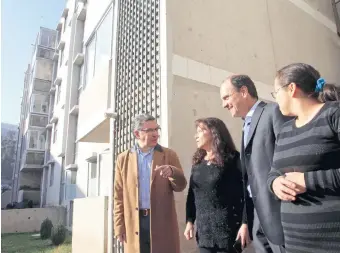  ?? |AGENCIAUNO ?? El ministro Monckeberg respaldó esta semana la idea del alcalde Joaquín Lavín de instalar viviendas sociales en Las Condes