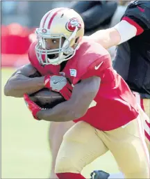  ?? ANDA CHU—BAY AREA NEWS GROUP ?? Running back Matt Breida leads the 49ers in rushing with 274 yards and is averaging 8.6 yards per carry but is nursing a knee injury.