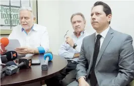  ??  ?? Los líderes independen­tistas Rubén Berríos, Fernando Martí y Juan Dalmau.