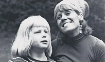  ??  ?? A young Boris Johnson pictured with his mother Charlotte Johnson Wahl, an artist