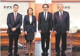 ?? ESPECIAL ?? 2012
El mexiquense Enrique Peña Nieto, del PRI, se presentó como el candidato a vencer; tuvo de contendien­tes a Josefina Vázquez Mota, Gabriel Quadri y AMLO.