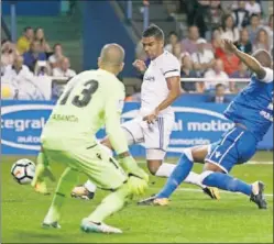  ??  ?? EL ÚLTIMO. Se estrenó en esta Liga marcándole el 0-2 al Deportivo.