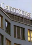  ??  ?? Το Grexit (από το πρόγραμμα διάσωσης) δεν θα φέρει και το Grexin στο QE (την είσοδο στο πρόγραμμα ποσοτικής χαλάρωσης), αναφέρει η Credit Suisse.