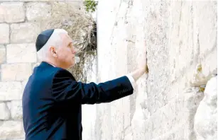  ?? (Courtesy US Embassy) ?? US VICE PRESIDENT Mike Pence visits the Western Wall yesterday.