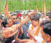  ?? HT PHOTO ?? Chief minister Pushkar Singh Dhami campaigns for the bypoll in Champawat on Sunday.