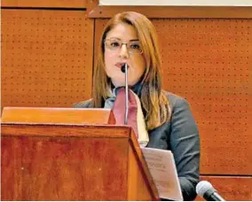  ??  ?? La secretaria de las Mujeres, Adriana Guadalupe Rivero Garza trató temas clave sobre en política de género. /Ricardo Reyes