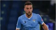  ?? ?? Sergej Milinkovic-Savic, centrocamp­ista della Lazio