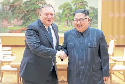  ?? Reuters ?? Clima distendido en el encuentro de ayer entre Pompeo y Kim en Pyongyang