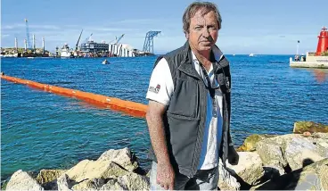  ?? Picture: TONY GENTILE ?? INSPIRED BY MADIBA: The head of the Costa Concordia salvage operation, Nick Sloane, on Giglio Island