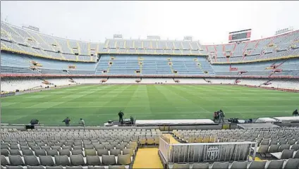  ?? CLAUDIO CHAVES ?? El estadio de Mestalla será con casi toda seguridad casa de la Roja en un partido de los que la Selección disputará el próximo año