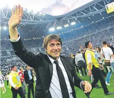  ??  ?? COTIZADO. El entrenador Antonio Conte ha ganado muchos méritos al frente del Chelsea en la actual temporada.