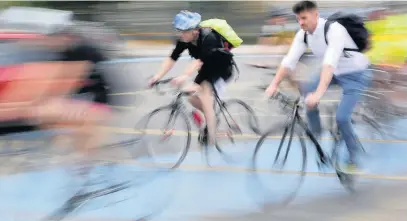  ??  ?? ●●Police officers will go undercover as cyclists in a move to catch dangerous drivers