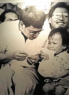  ??  ?? 1988 photograph of Davao City Mayor, now President of the Republic of the Philippine­s, Rodrigo Duterte by Rene Lumawag (image source: newsinfo.inquirer.net)