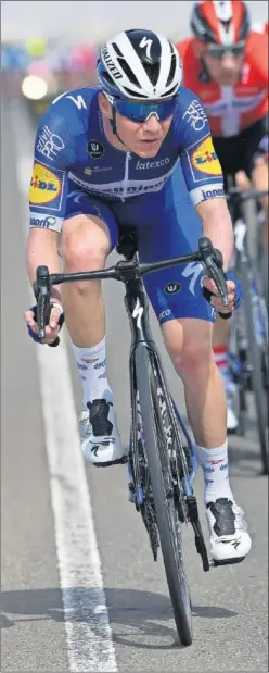  ??  ?? CONTRA EL VIENTO. Evenepoel, en la etapa de ayer en Abu Dabi.