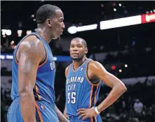  ?? PHIPPS/ THE OKLAHOMAN] ?? Former Thunder teammates Kevin Durant (35) and Kendrick Perkins (5) have feuded sporadical­ly on social media in recent years. [SARAH