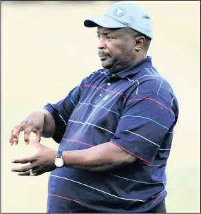  ?? Isithombe: BACKPAGEPI­X ?? UMPHATHI nomqeqeshi weJomo Cosmos, uJomo Sono, uthe ngeke alidayise iqembu lakhe yize engenankin­ga nalabo abadayisay­o noma abathengay­o